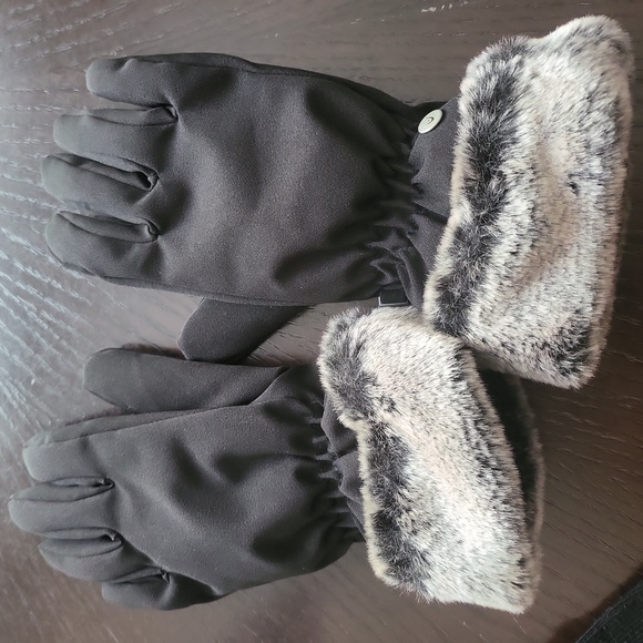 Womens gloves - Picture 1 of 5